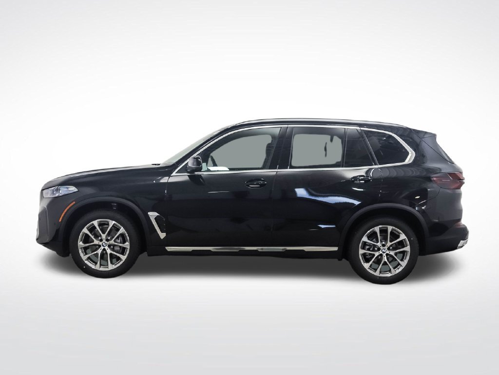 Used 2026 BMW X5 xDrive40i AWD/4WD image 3