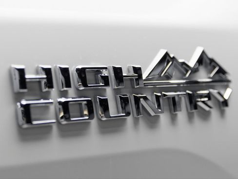 Used 2025 Chevrolet Silverado 2500 High Country w/ Technology Package image 66