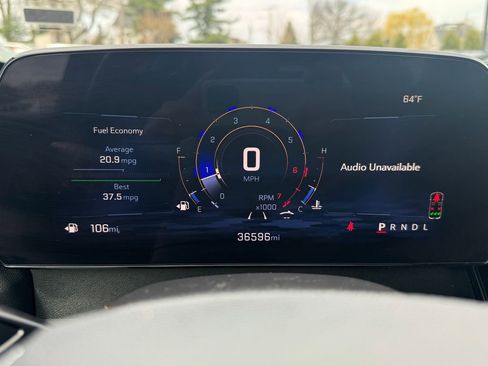 Used 2025 Chevrolet Traverse LT image 29