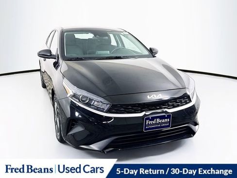 Used 2023 Kia Forte LXS image 1