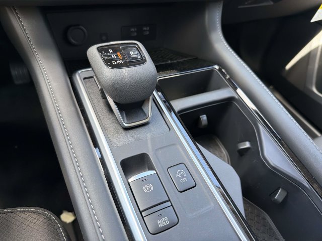 New 2026 Nissan Pathfinder SL AWD/4WD image 21