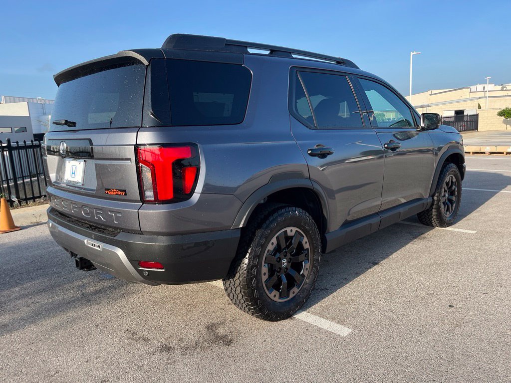 Used 2026 Honda Passport TrailSport Elite image 3