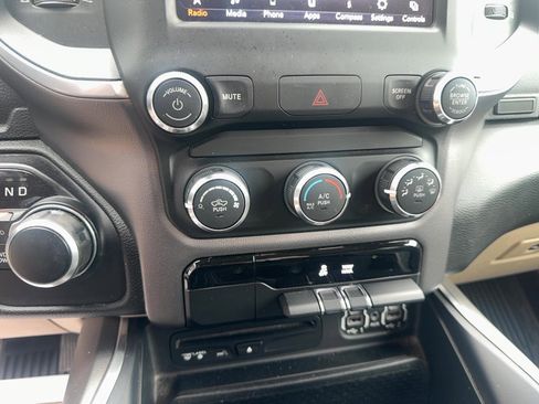 Used 2019 RAM 1500 Big Horn AWD/4WD image 22