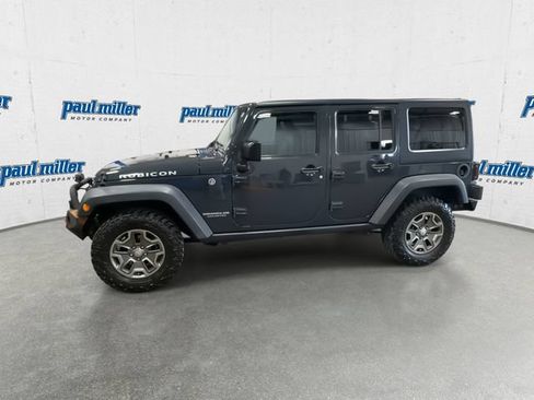 Used 2017 Jeep Wrangler Unlimited Rubicon w/ Connectivity Group AWD/4WD image 6