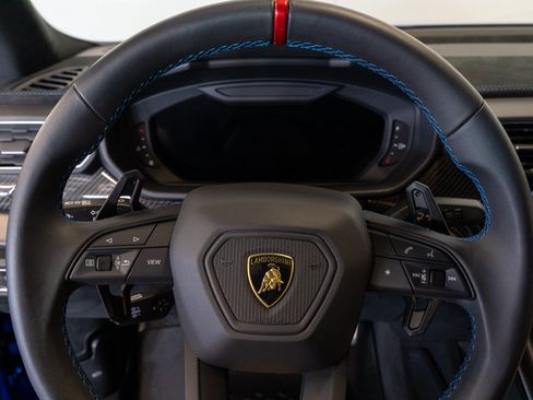 Used 2023 Lamborghini Urus Performante AWD/4WD image 38