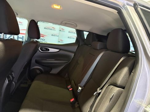 Used 2020 Nissan Rogue Sport S FWD image 35