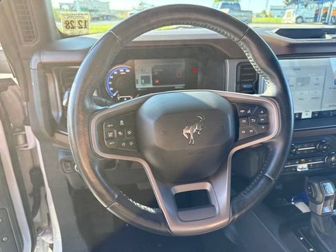Used 2023 Ford Bronco Outer Banks AWD/4WD image 21
