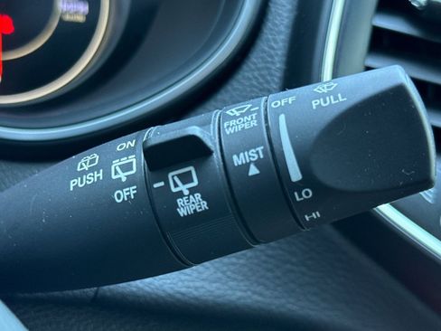 Used 2020 Jeep Cherokee Latitude image 32