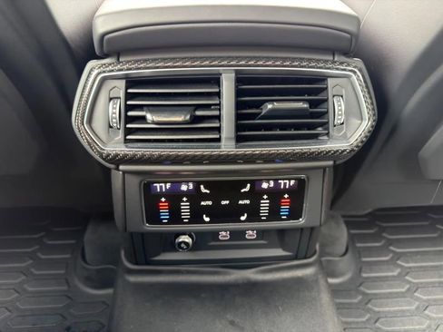 Used 2024 Lamborghini Urus S image 22