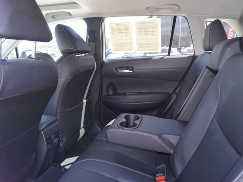 Certified 2024 Toyota Corolla Cross XLE w/ Convenience Package FWD image 10