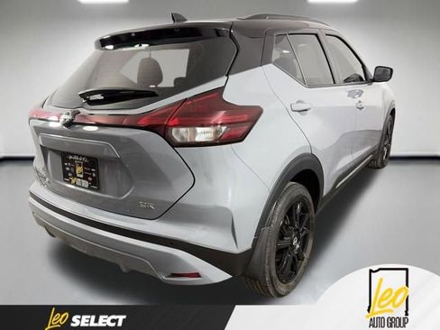 Used 2023 Nissan Kicks SR w/ SR Premium Package FWD image 9