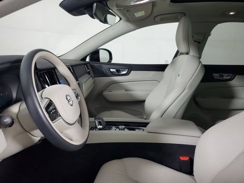 Used 2023 Volvo XC60 B5 Plus w/ Climate Package AWD/4WD image 24