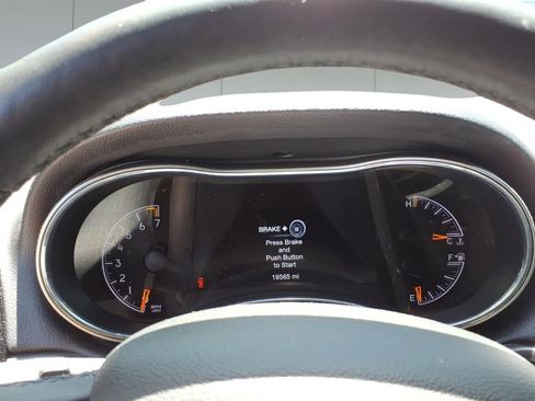 Used 2021 Jeep Grand Cherokee Limited w/ Quick Order Package 28K 80th AWD/4WD image 10
