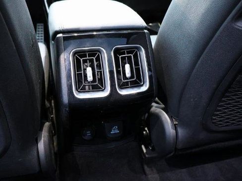 Used 2025 Kia Sorento SX Prestige image 17