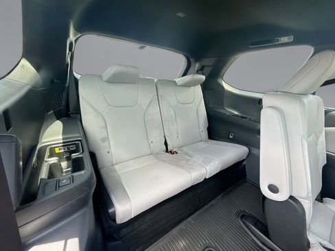 Used 2026 Lexus TX 350 AWD w/ Technology Package image 40