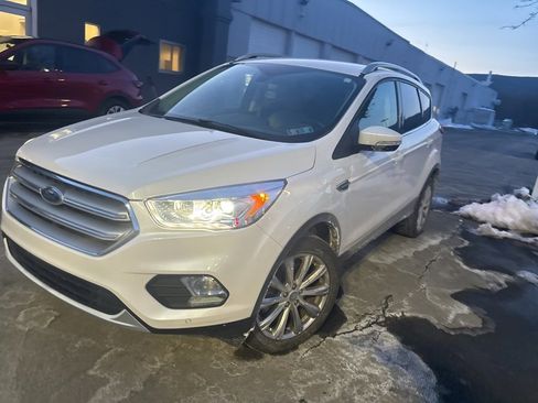 Used 2018 Ford Escape Titanium image 27