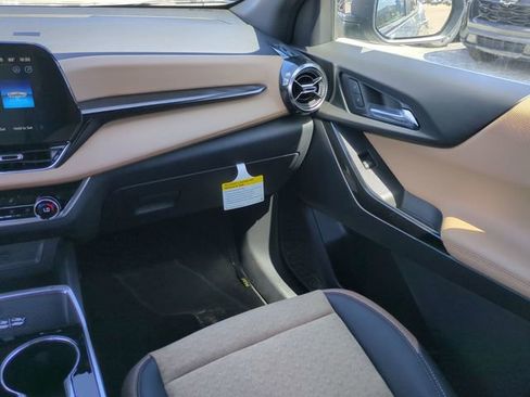 New 2026 Chevrolet Equinox ACTIV w/ Safety and Technology Package image 17