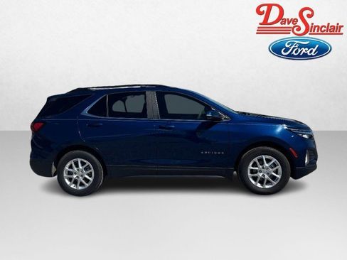 Used 2023 Chevrolet Equinox LT FWD image 5
