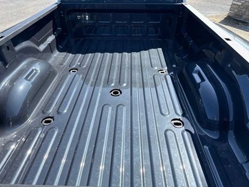 New 2026 RAM 3500 Tradesman AWD/4WD image 17
