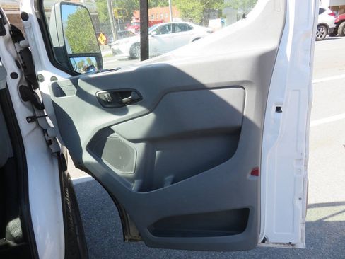 Used 2016 Ford Transit 250 130 Low Roof w/ Exterior Upgrade Package RWD image 21