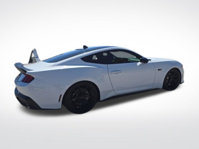 Used 2024 Ford Mustang GT RWD image 3