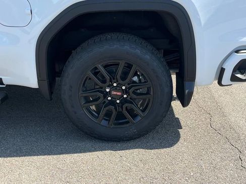 New 2026 GMC Sierra 1500 Elevation w/ Preferred Package image 13