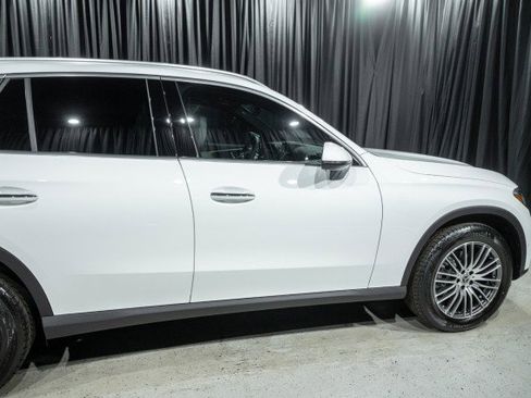 Certified 2026 Mercedes-Benz GLC 300 4MATIC image 4