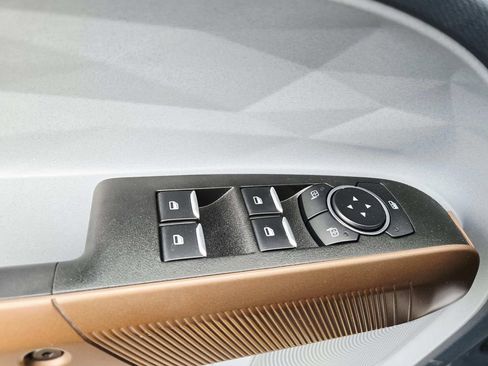 Used 2023 Ford Maverick Lariat w/ Lariat Luxury Package image 37