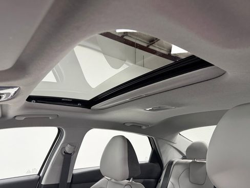 Certified 2024 Hyundai Elantra Limited image 26