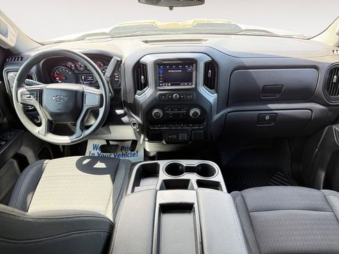 Used 2022 Chevrolet Silverado 1500 Custom Trail Boss AWD/4WD image 10