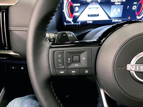 New 2025 Nissan Pathfinder Platinum w/ Lighting Package (N93) image 66