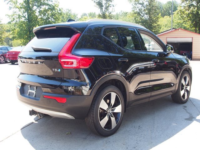 Used 2019 Volvo XC40 T5 Momentum AWD/4WD image 5