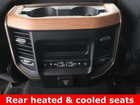 Used 2023 RAM 1500 Limited AWD/4WD image 32