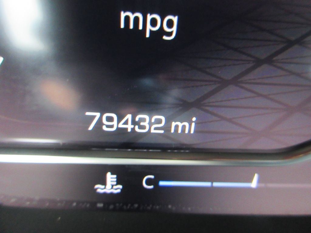 Certified 2023 GMC Yukon SLT AWD/4WD image 29