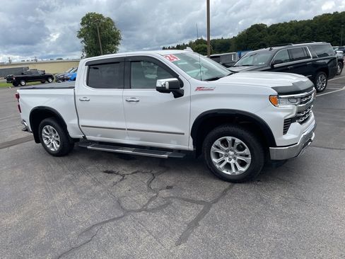 Used 2024 Chevrolet Silverado 1500 LTZ w/ Technology Package image 14