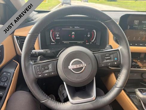 Certified 2023 Nissan Rogue Platinum w/ Platinum Premium Package image 13