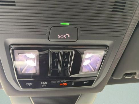 New 2026 Volkswagen Tiguan SE R-Line FWD image 26