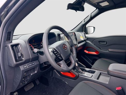 New 2026 Nissan Frontier PRO-4X image 9