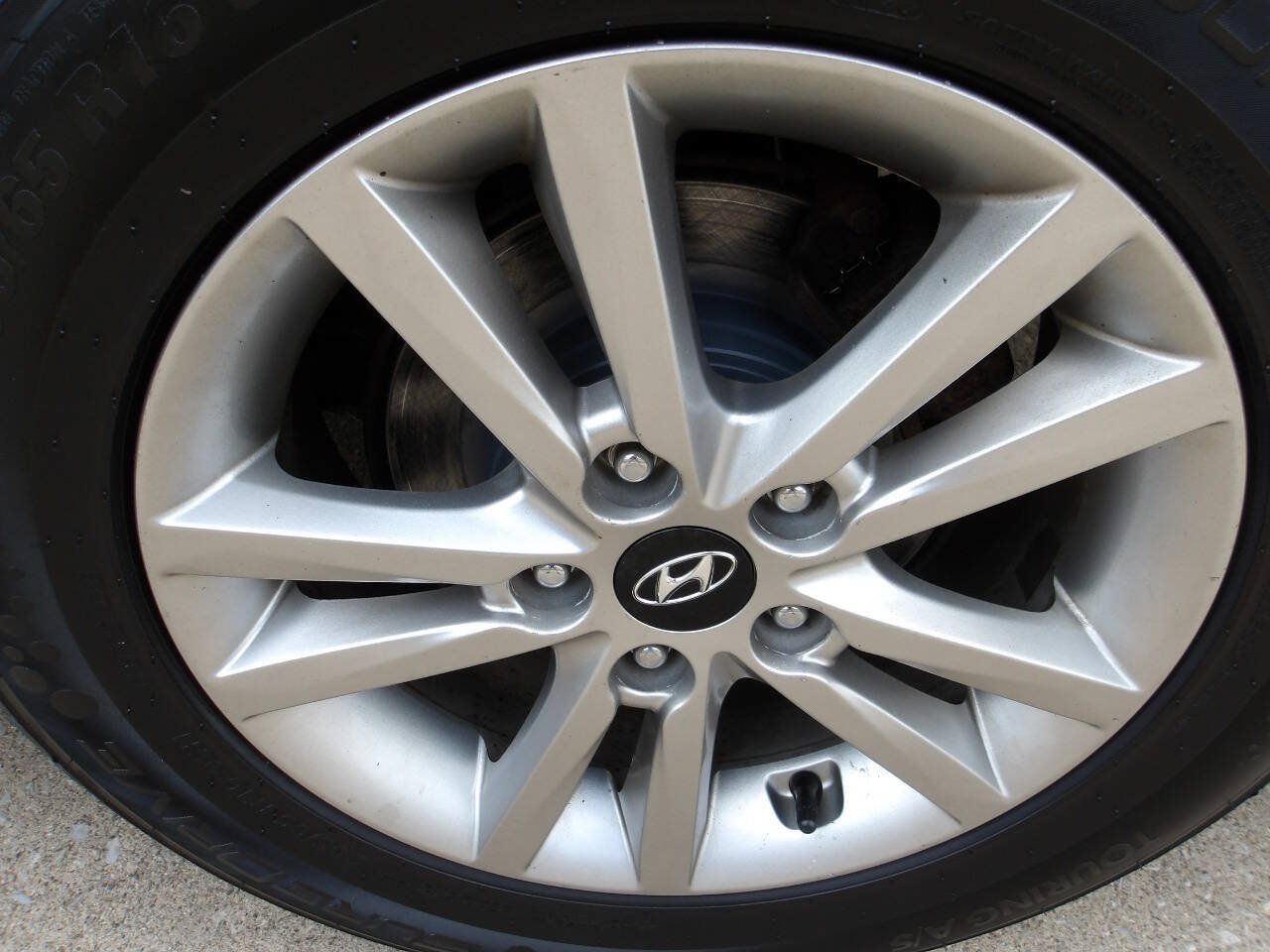Used 2015 Hyundai Sonata SE w/ Option Group 02 FWD image 28