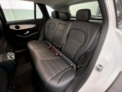 Certified 2022 Mercedes-Benz GLC 300 image 18