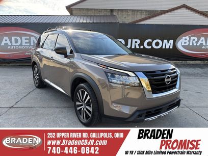 Used 2023 Nissan Pathfinder Platinum