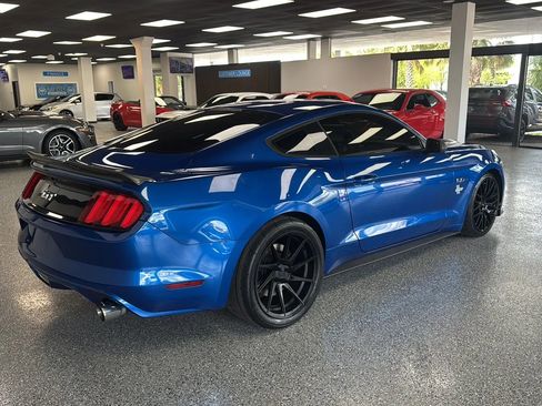 Used 2017 Ford Mustang GT w/ GT Performance Package RWD image 4