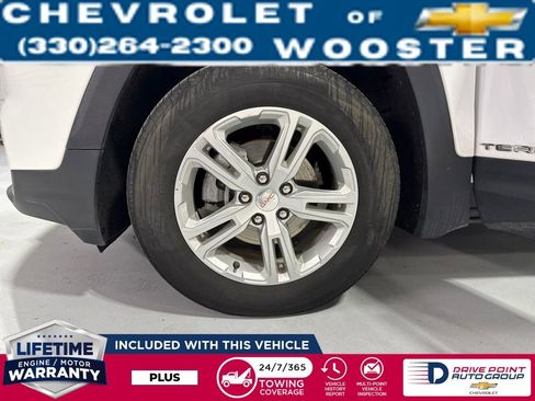 Used 2023 GMC Terrain SLE w/ Driver Convenience Package image 32