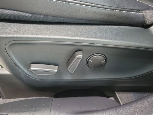 Used 2022 Ford Escape SEL image 37