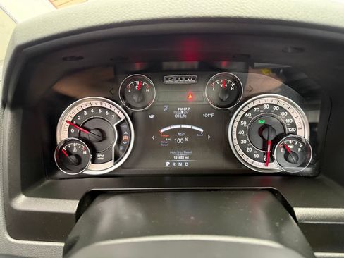 Used 2019 RAM 1500 Big Horn AWD/4WD image 5