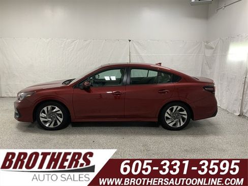 Used 2023 Subaru Legacy Limited image 1