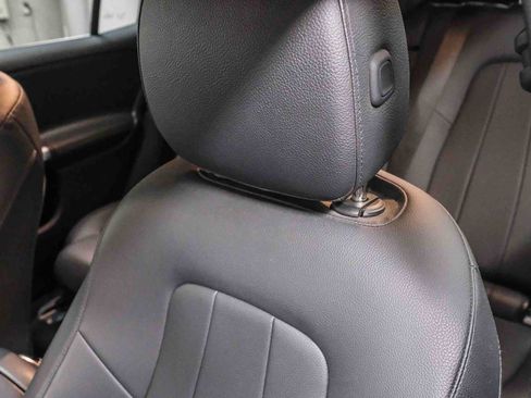 Certified 2022 Mercedes-Benz GLB 250 image 26