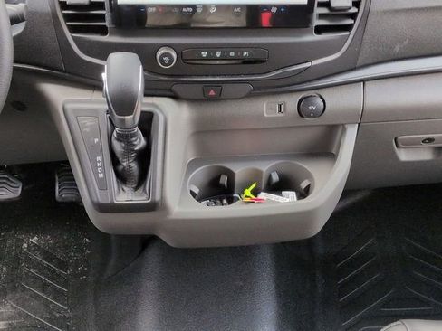 New 2026 Ford Transit 250 148 Medium Roof w/ Load Area Protection Package RWD image 17