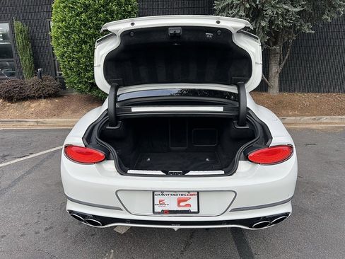 Used 2020 Bentley Continental GT image 16