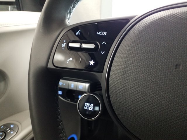 Certified 2024 Hyundai Ioniq 5 Limited RWD image 4